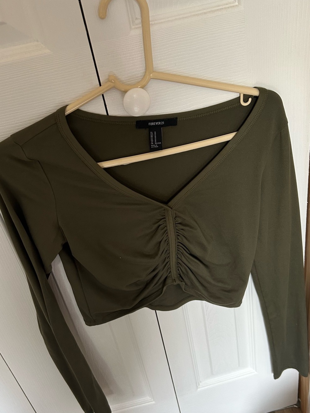 Forever 21 Olive Green Ruched V-Neck Long Sleeve Crop Top